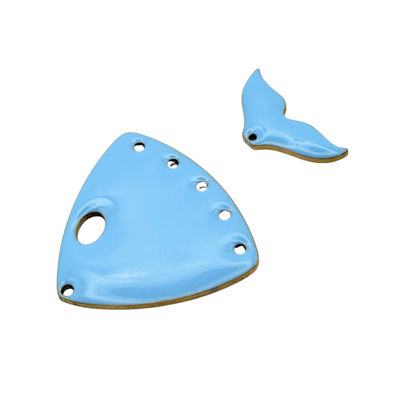 Testa di pesce con coda azzurro